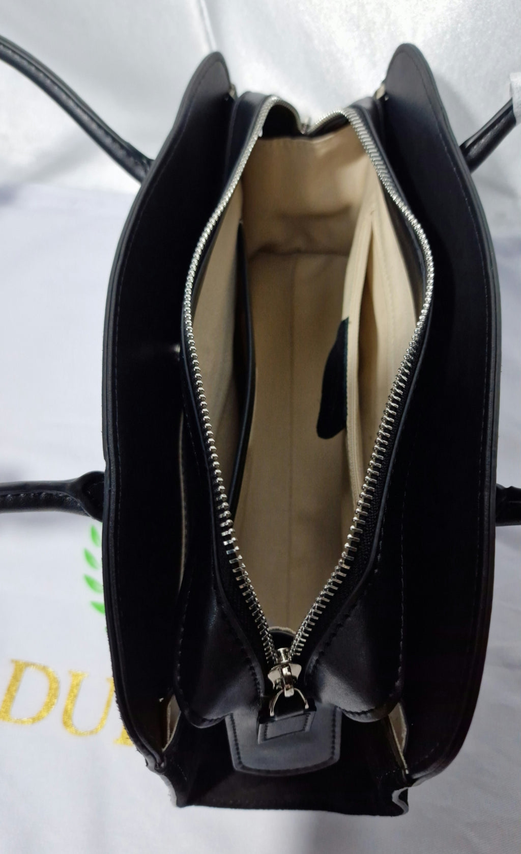 Bauletto "Nami" a spalla con doppi manici lunghi